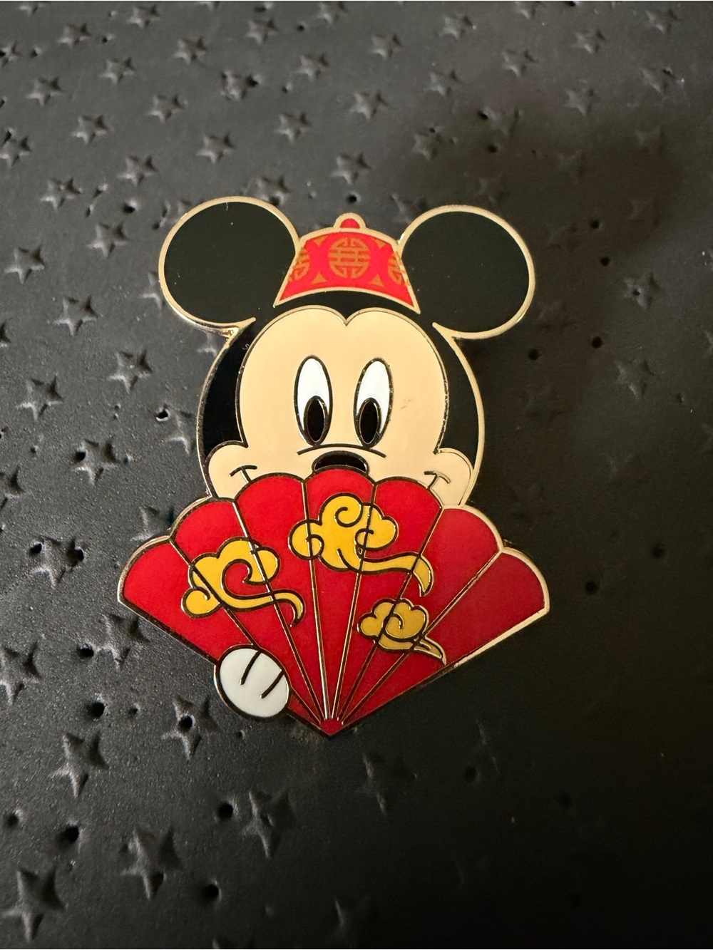 Disney Character Folding Fans pin - Mickey Mouse